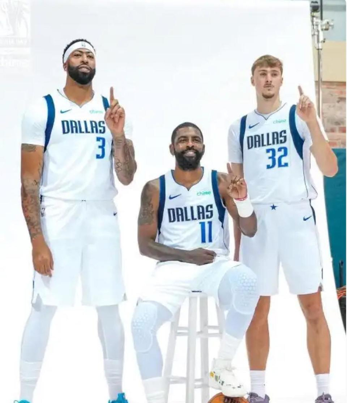 弗拉格经历球队动荡后心理调整：从自我怀疑到