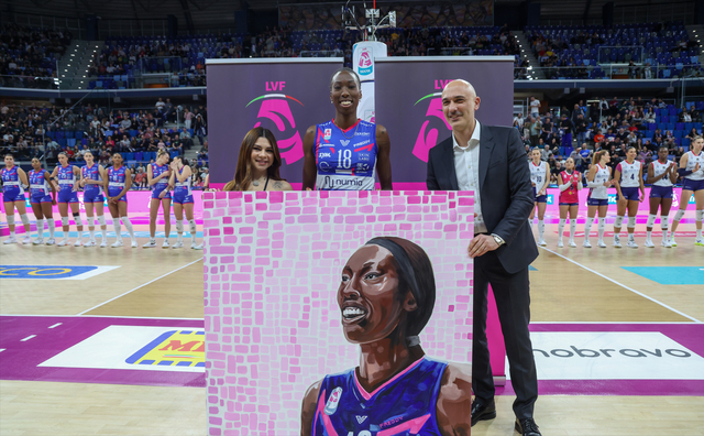 米兰力克斯坎迪奇晋级决赛 遭遇朱婷科内利亚诺