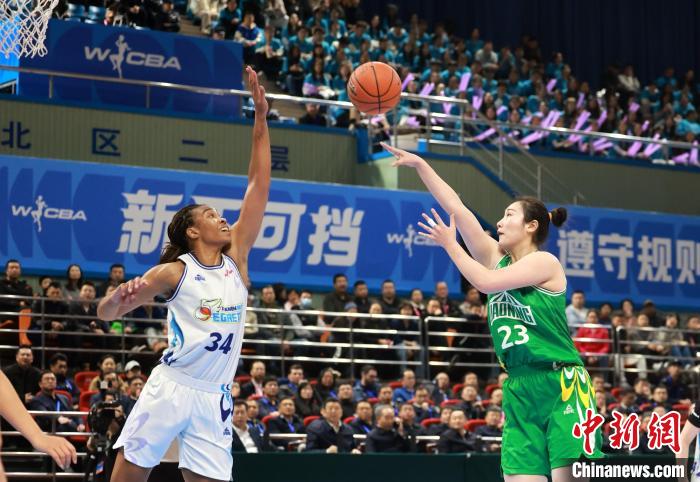辽宁大连体产女篮首战告捷 首次落户大连迎新赛