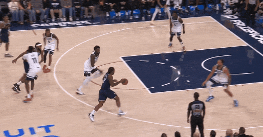 追梦格林封杀莱纳德，季后赛首场惨败